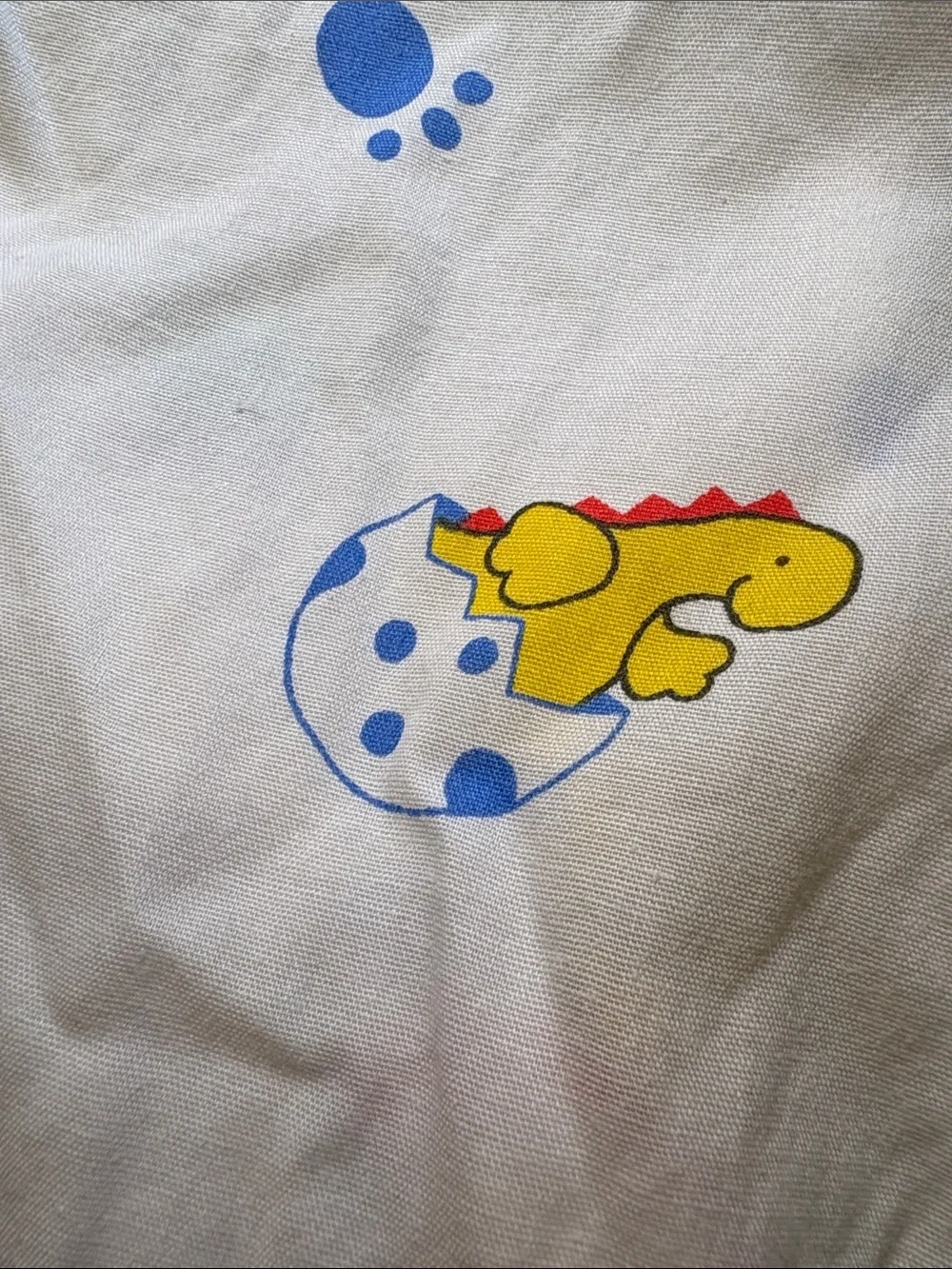 Vintage 90’s Kids Dinosaur fitted crib sheet - White with Yellow & Red FF
